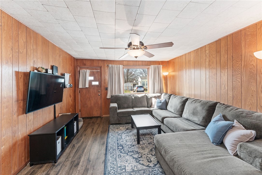 77 Sidney Avenue Woonsocket, RI 02895 - Photo 6 of 36 Gallery Image 6