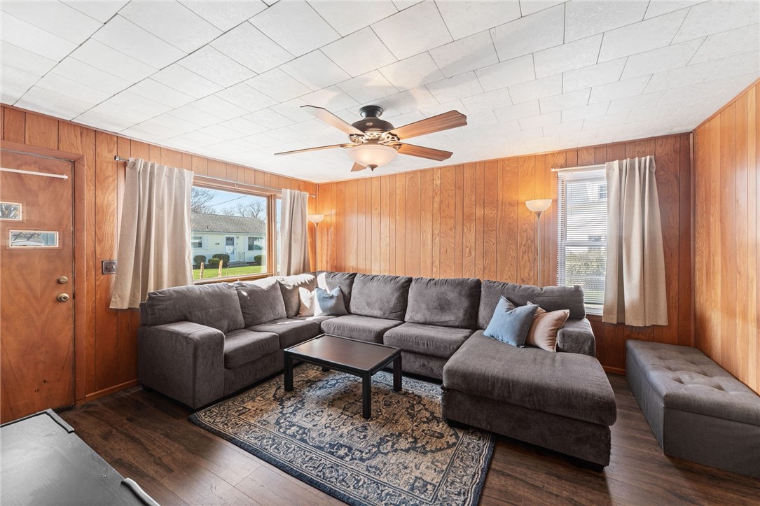 77 Sidney Avenue Woonsocket, RI 02895 - Photo 7 of 36 Gallery Image 7