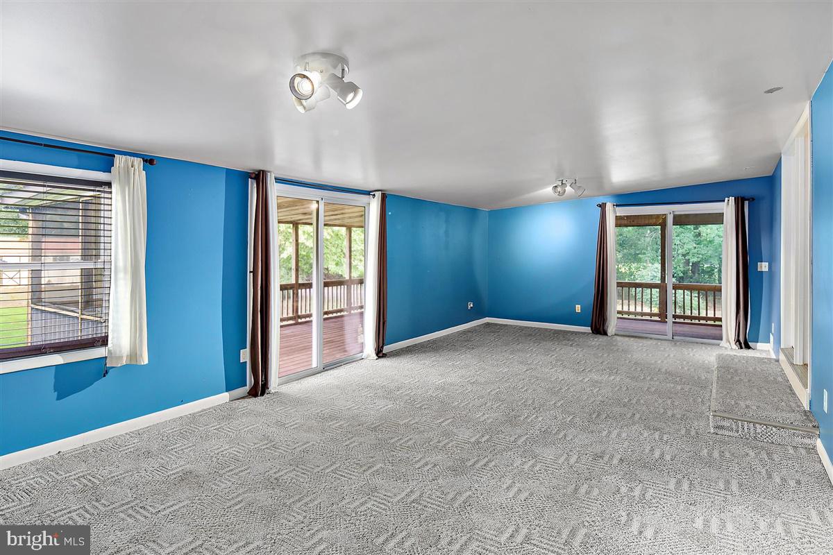 31388 Melson Road Delmar, MD 21875 - Photo 6 of 38 Family Room