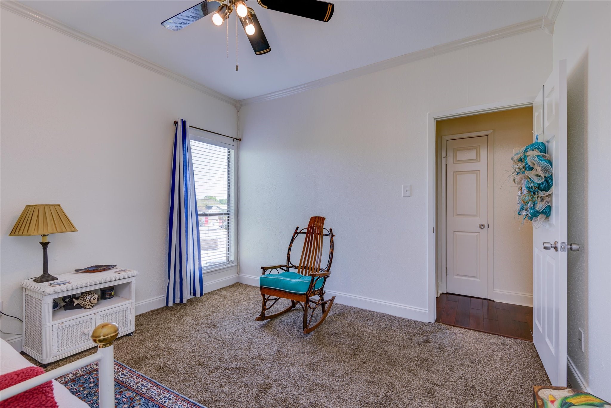 4001 East NASA Parkway, Unit 222 El Lago, TX 77586 - Photo 13 of 30 a living room with furniture and a window