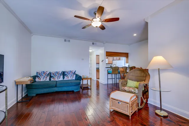 $1,500 | 4001 East NASA Parkway, Unit 222, El Lago, TX 77586