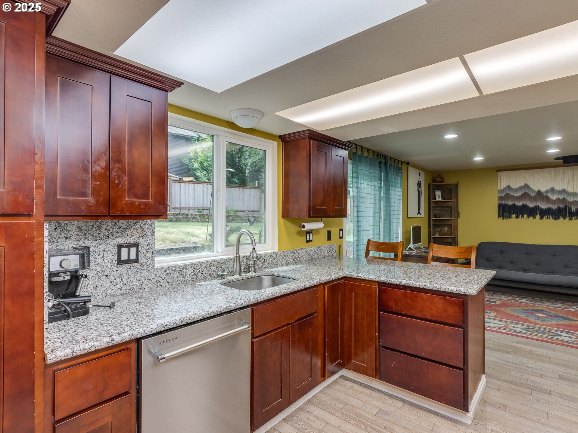 3106 Southwest Huber Street Portland, OR 97219 - Photo 16 of 45 Kitchen
