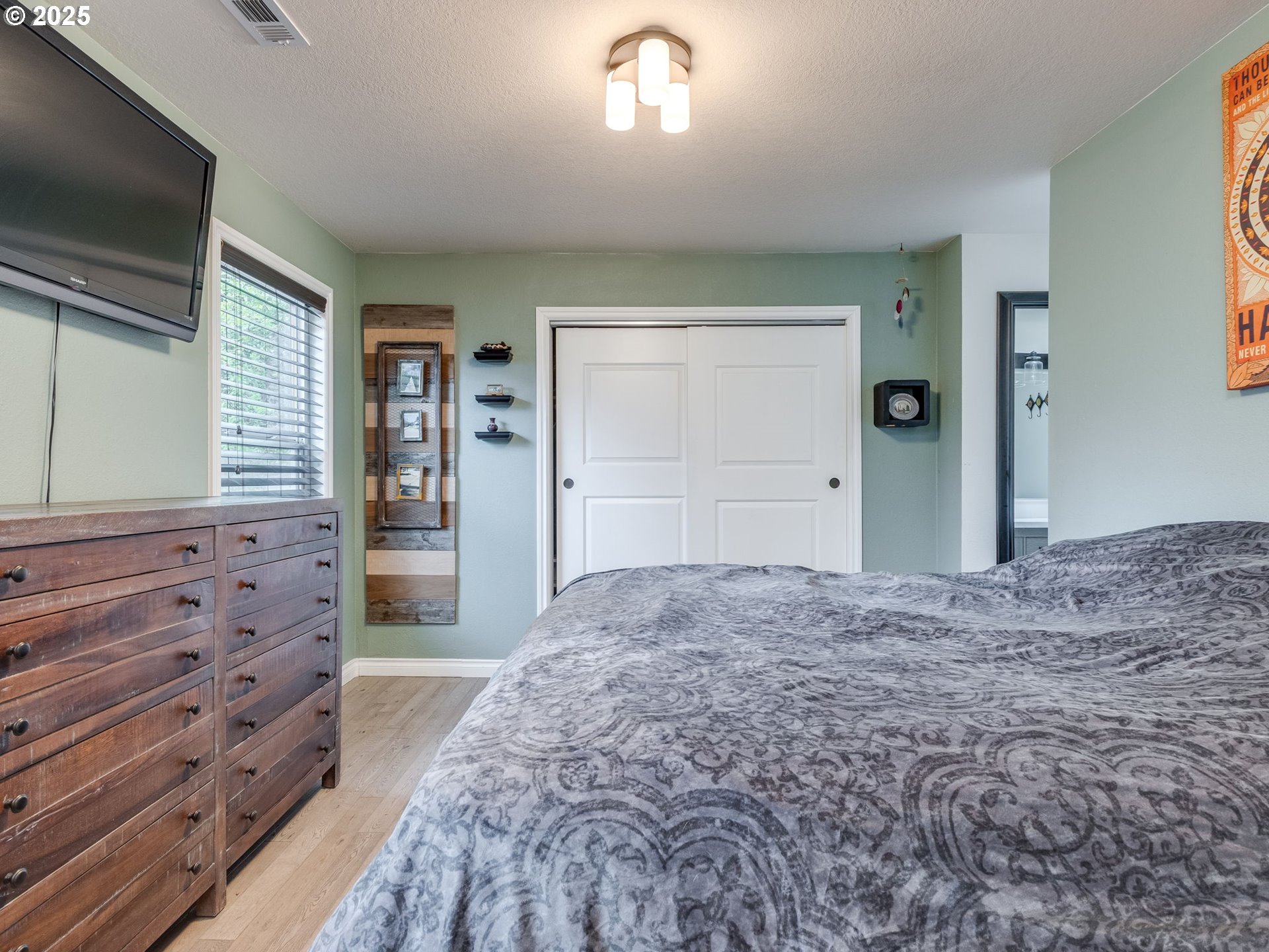 3106 Southwest Huber Street Portland, OR 97219 - Photo 24 of 45 Primary Bedroom