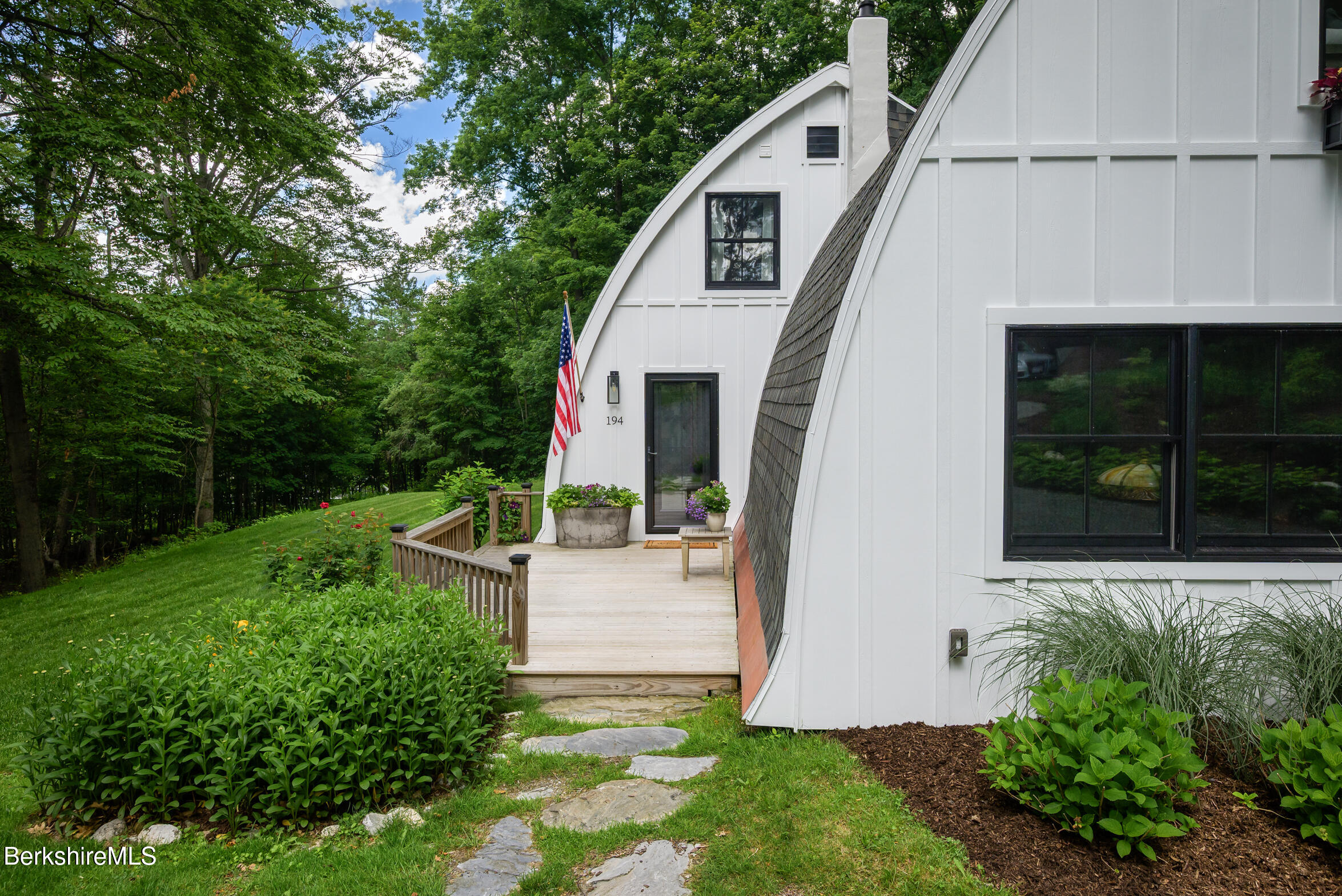 194 Whitman Road Hancock, MA 01267 - Photo 5 of 41 194-Whitman