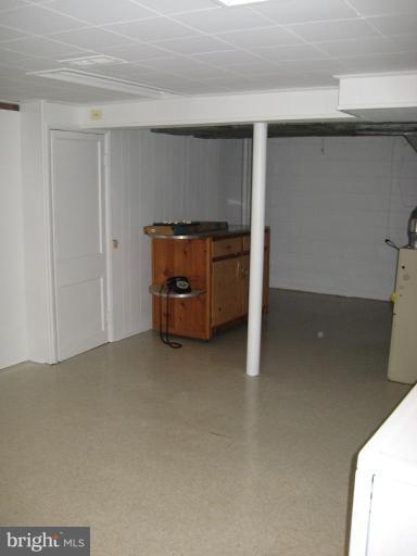 8120 Hillendale Road Parkville, MD 21234 - Photo 10 of 16 a view of room with refrigerator