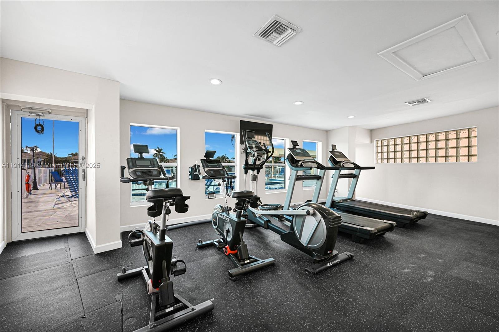 1410 South Ocean Drive, Unit 1603 Hollywood, FL 33019 - Photo 37 of 62