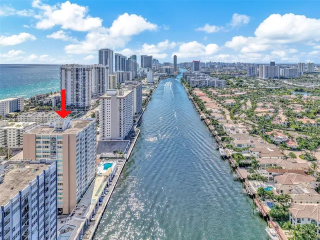 $300,000 | 1410 South Ocean Drive, Unit 1603, Hollywood, FL 33019