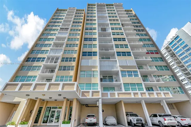 $300,000 | 1410 South Ocean Drive, Unit 1603, Hollywood, FL 33019