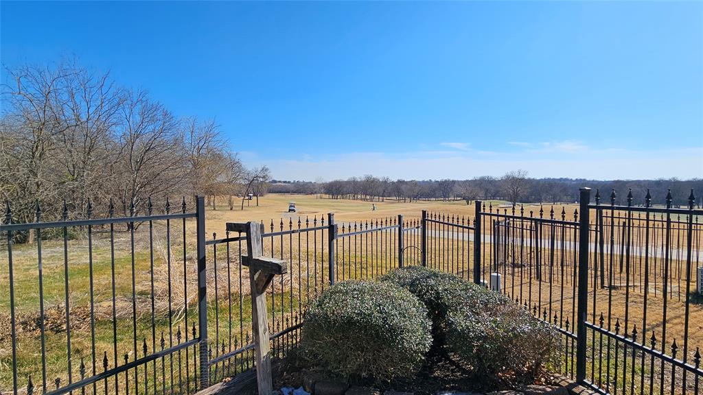 7529 Whitestone Ranch Road Benbrook, TX 76126 - Photo 5 of 26 a view of a balcony with lake view