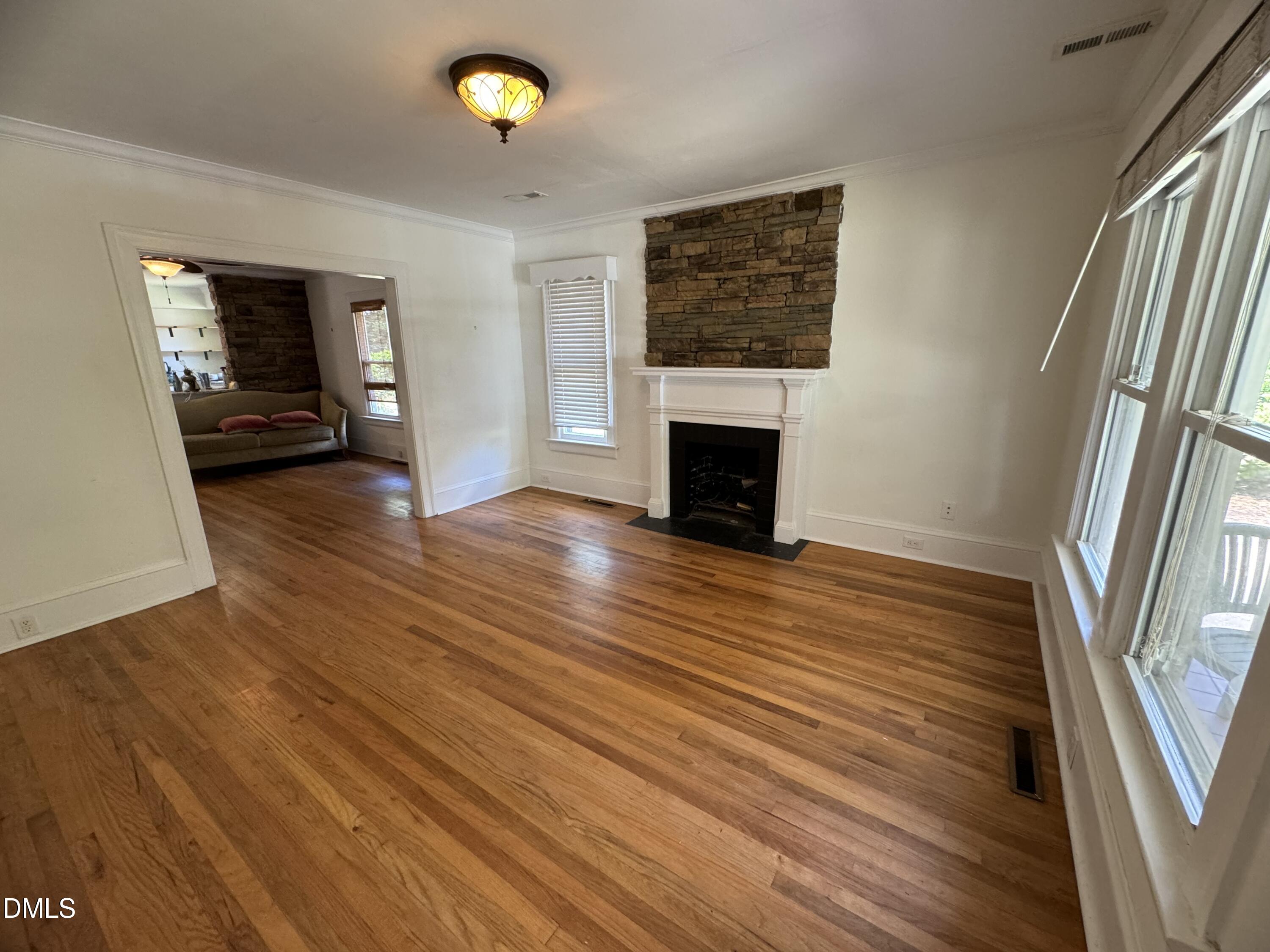 3129 Stanhope Avenue Raleigh, NC 27607 - Photo 2 of 10 IMG_4306