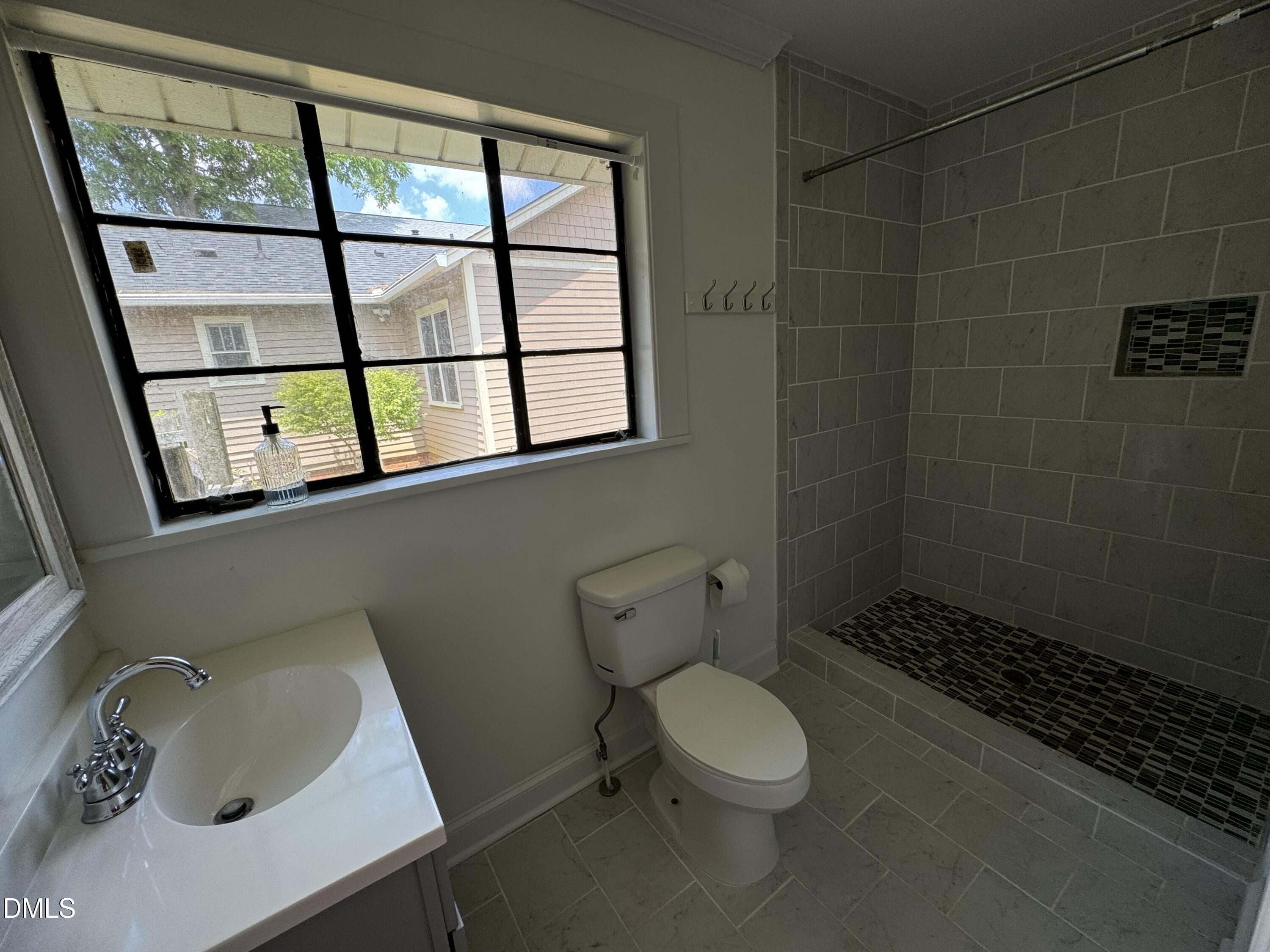 3129 Stanhope Avenue Raleigh, NC 27607 - Photo 9 of 10 IMG_4311