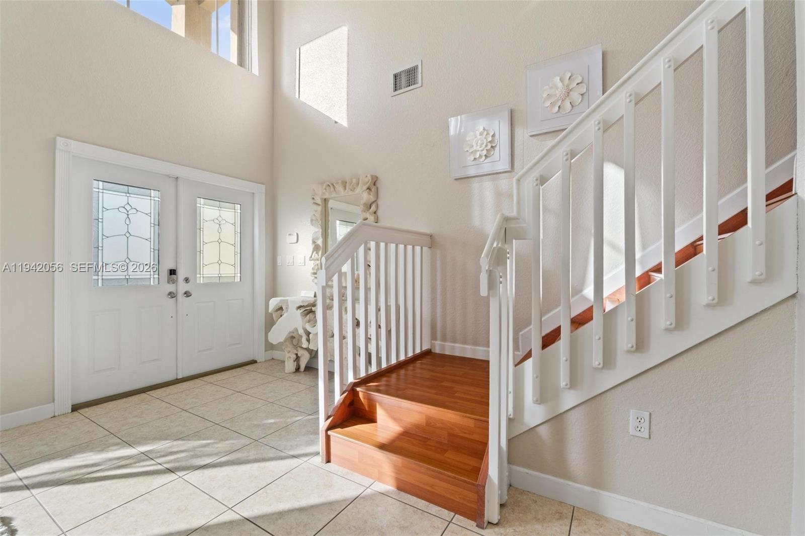 16301 Southwest 70th Street Miami, FL 33193 - Photo 7 of 56 a view of entryway