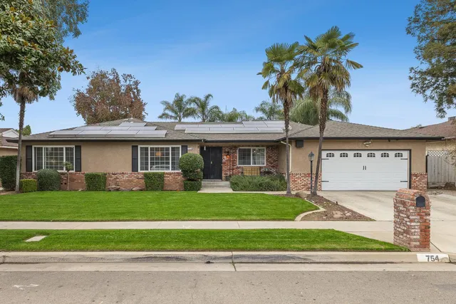$510,000 | 754 East Spruce Avenue, Fresno, CA 93720
