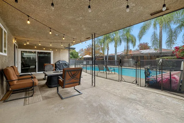 $510,000 | 754 East Spruce Avenue, Fresno, CA 93720