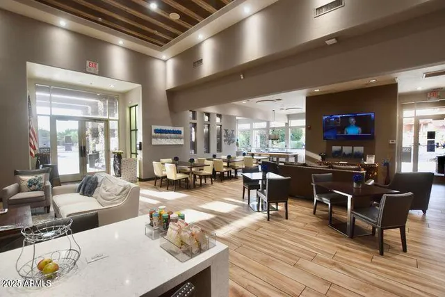 $4,250 | 19777 North 76th Street, Unit 1123, Scottsdale, AZ 85255