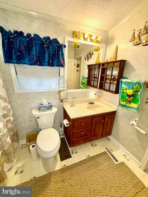 216 Timberline Circle Berlin, MD 21811 - Photo 21 of 31 a bathroom with a toilet sink and mirror