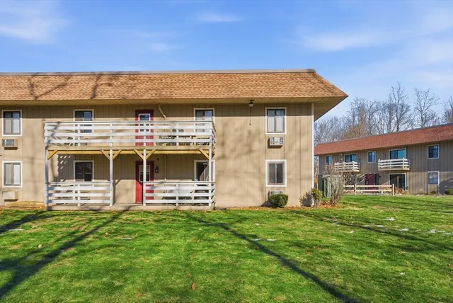 $159,450 | 82 South Maple Street, Unit 33, Westfield, MA 01085