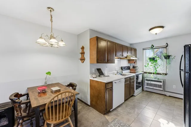 $159,450 | 82 South Maple Street, Unit 33, Westfield, MA 01085