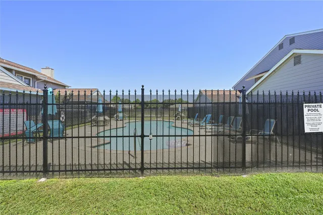 $1,550 | 14020 Schroeder Road, Unit 154, Houston, TX 77070