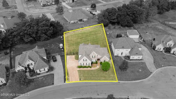 $450,000 | 3689 Beech Tree Cove, Southaven, MS 38672