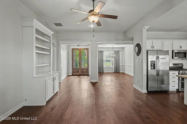$450,000 | 3689 Beech Tree Cove, Southaven, MS 38672