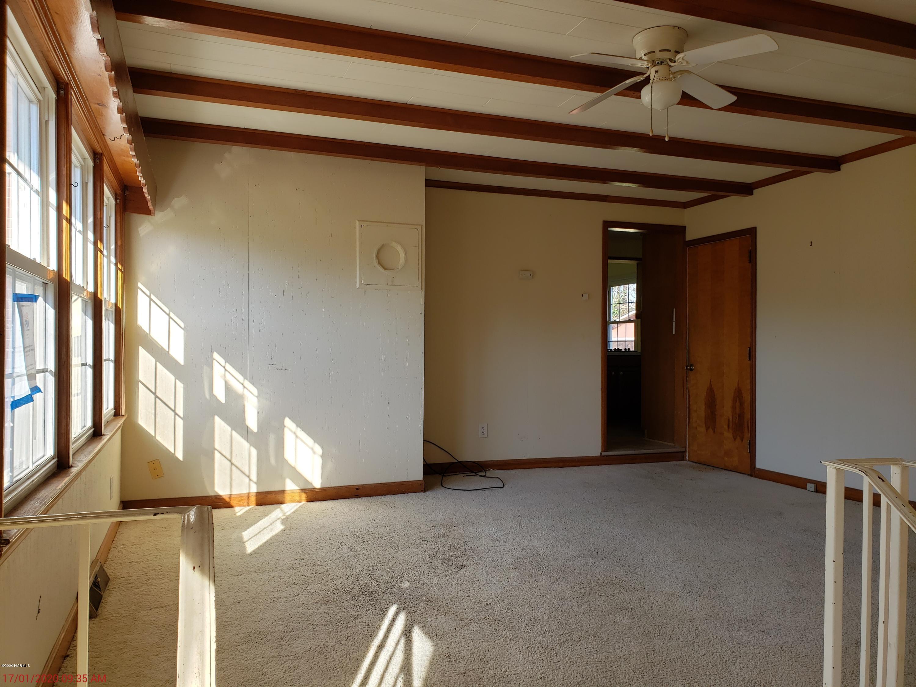 172 Otway Farm Road Beaufort, NC 28516 - Photo 7 of 30 20200117_093512