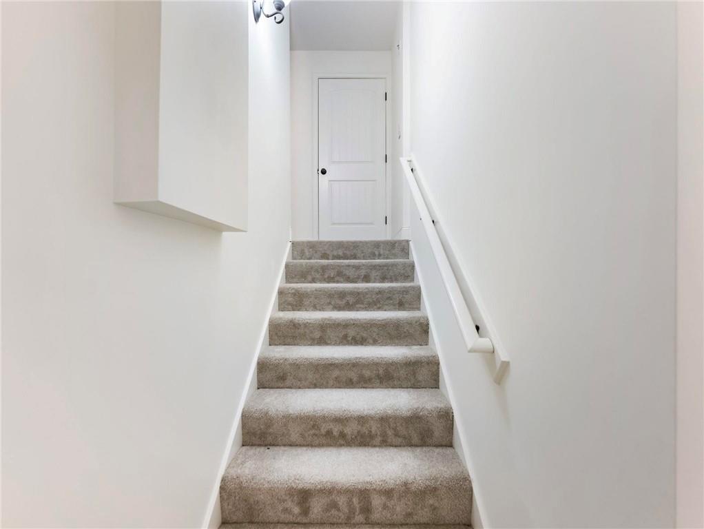 8629 Drake Drive Lula, GA 30554 - Photo 34 of 78 a view of entryway