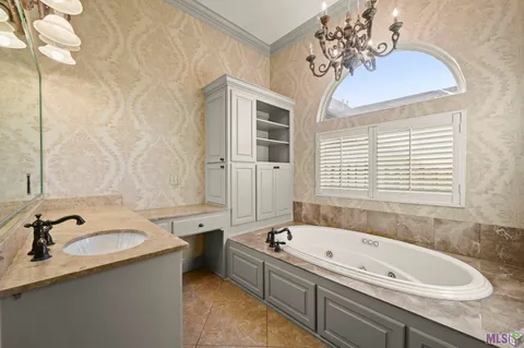 $1,000,000 | 15236 Campanile Court, Baton Rouge, LA 70810