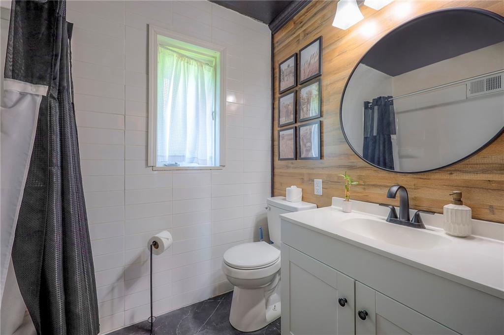 7146 Parallel Parkway Kansas City, KS 66109 - Photo 16 of 21