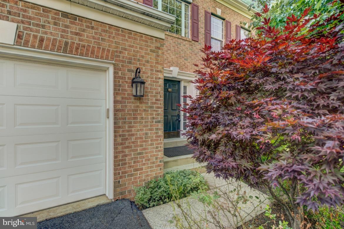 2616 Iron Forge Road Oak Hill, VA 20171 - Photo 2 of 60