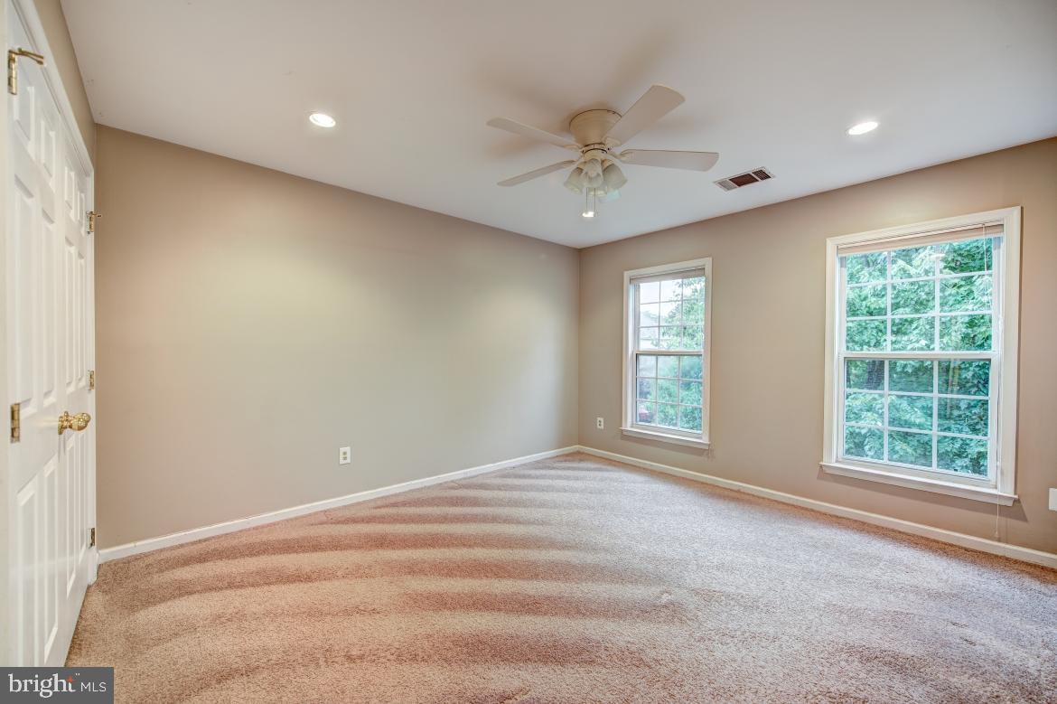 2616 Iron Forge Road Oak Hill, VA 20171 - Photo 46 of 60