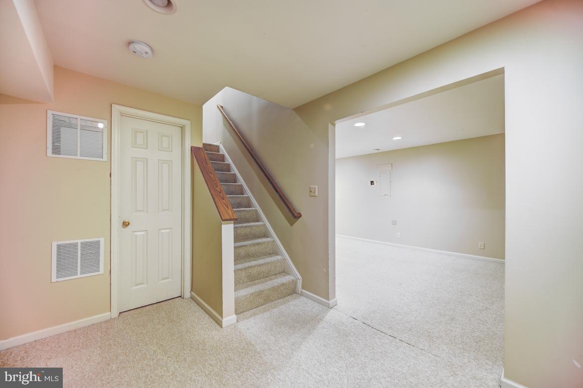 2616 Iron Forge Road Oak Hill, VA 20171 - Photo 47 of 60