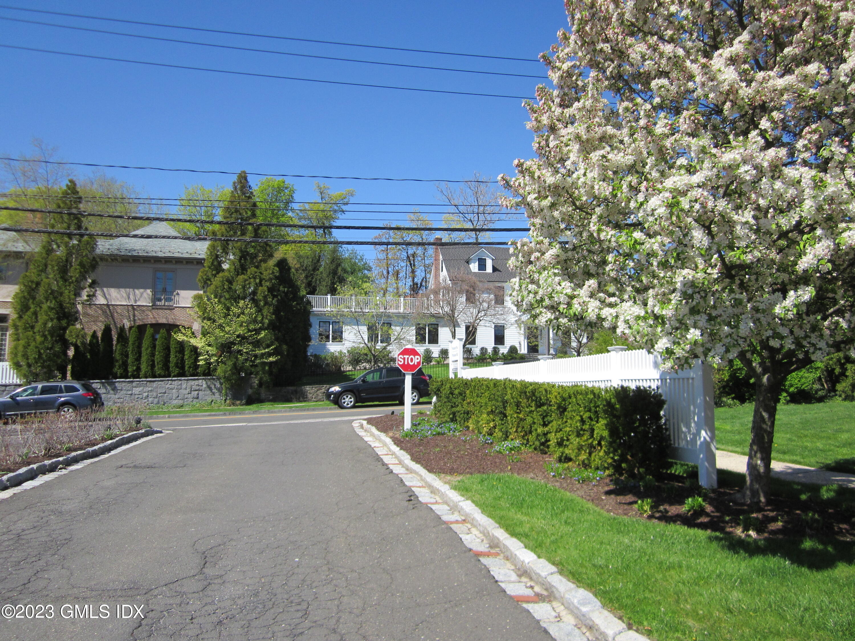 68 Putnam Park, Unit 68 Greenwich, CT 06830 - Photo 29 of 31 a view of a car park in front of a building