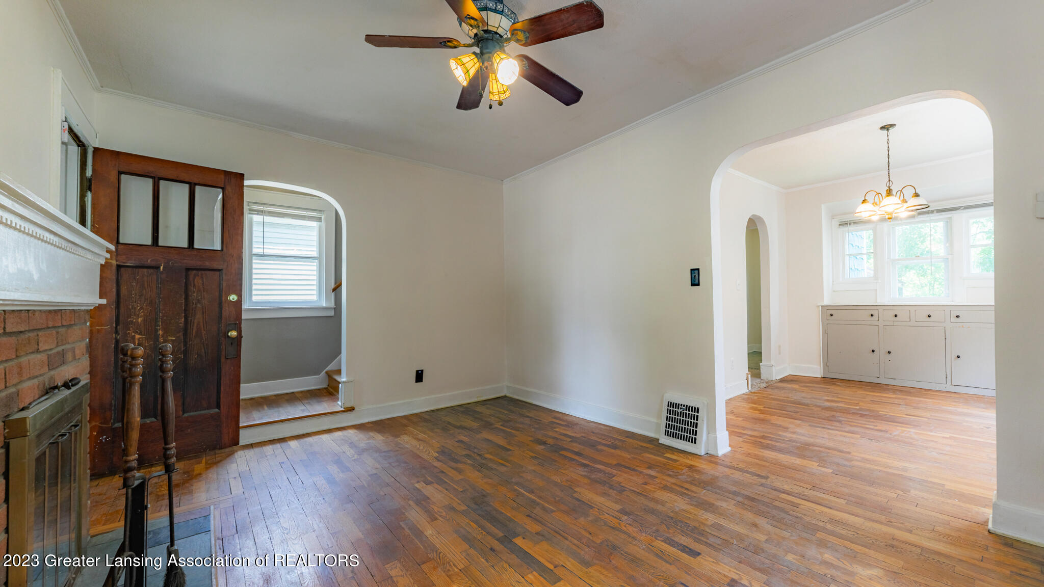 2017 Alpha Street Lansing, MI 48910 - Photo 3 of 22 2017Alpha06