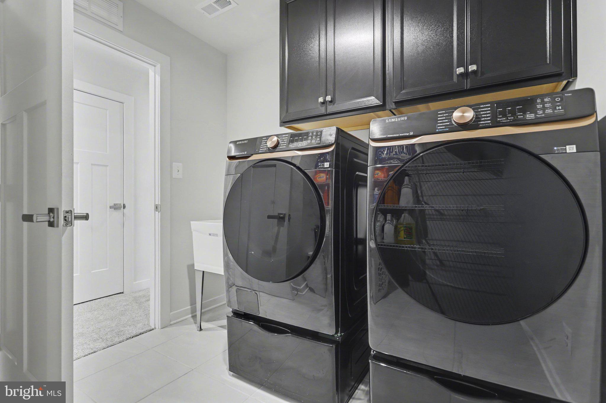 220 Kortney Drive Hanover, PA 17331 - Photo 24 of 41 a utility room with dryer and washer
