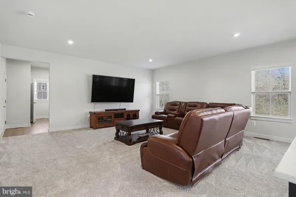 $619,900 | 220 Kortney Drive, Hanover, PA 17331