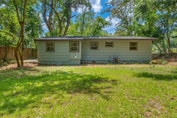 $229,900 | 319 Meadowbrook Lane, Tallahassee, FL 32304