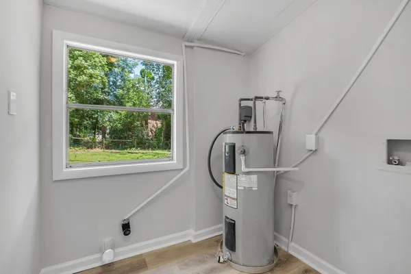 $229,900 | 319 Meadowbrook Lane, Tallahassee, FL 32304