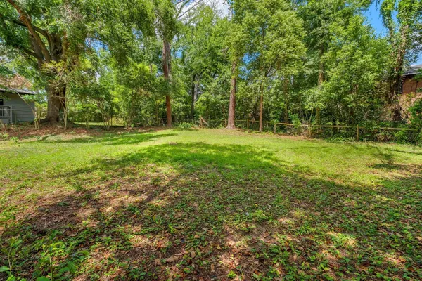 $229,900 | 319 Meadowbrook Lane, Tallahassee, FL 32304