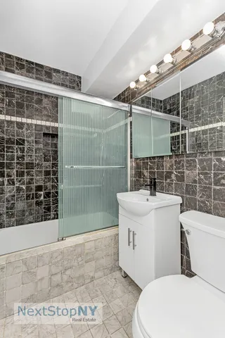 $690,000 | 333 East 55th Street, Unit 7G | Sutton Place