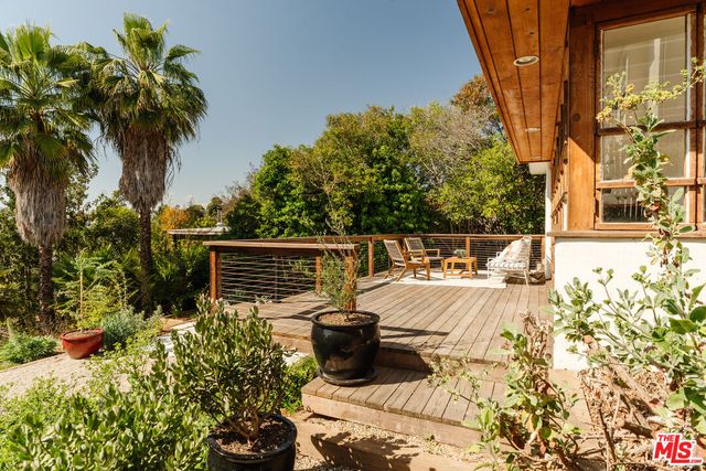 $1,700,000 | 1711 Sargent Place, Los Angeles, CA 90026