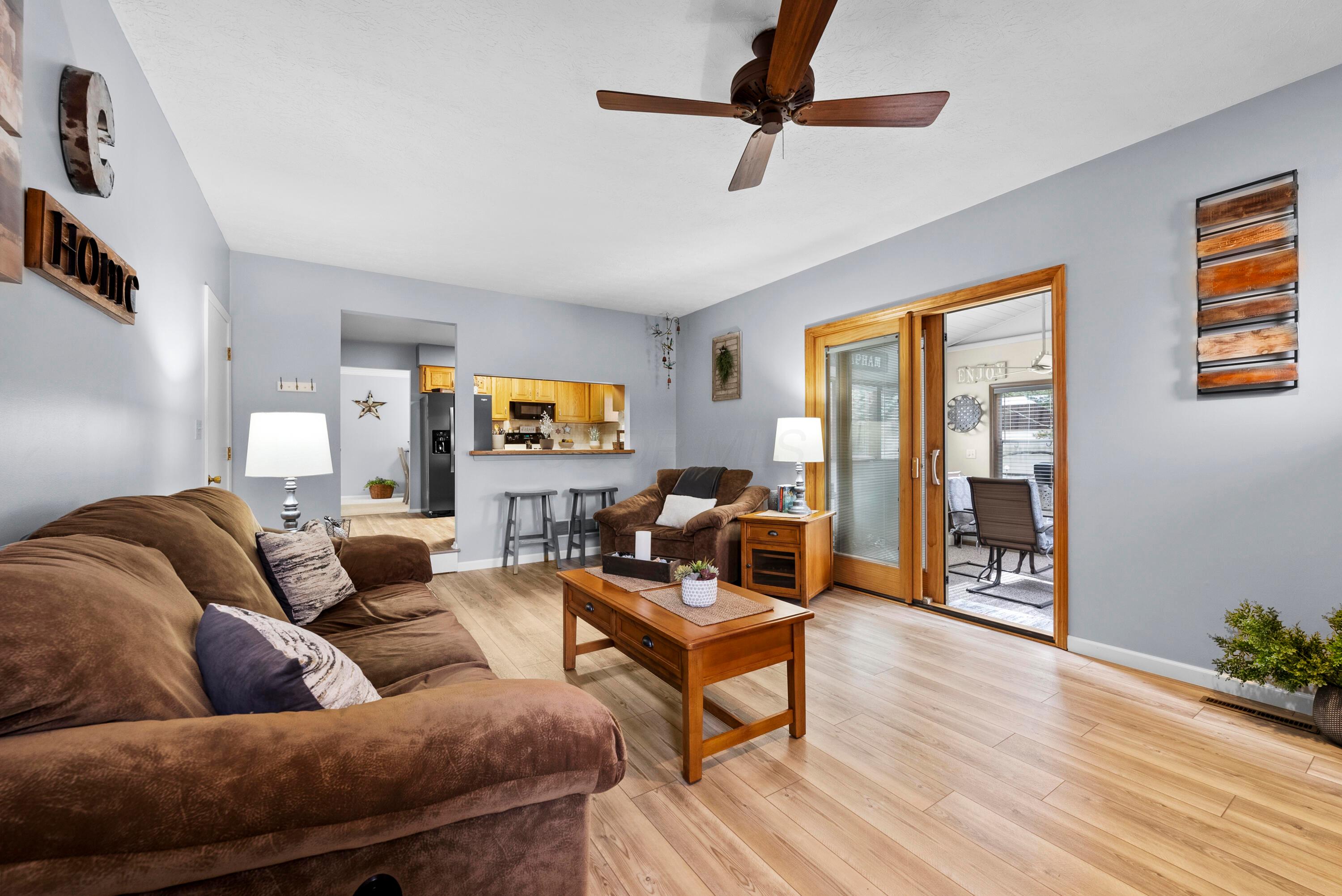 5216 Patrick Road Sunbury, OH 43074 - Photo 13 of 36 Living Room