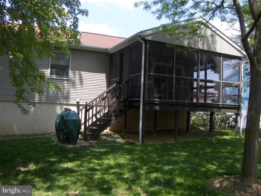 35 North Line Road Stevens, PA 17578 - Photo 3 of 13