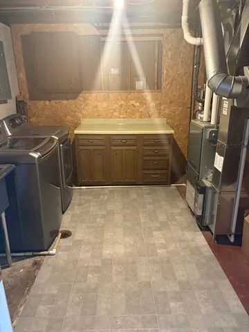 $249,000 | 29 Arapaho Drive, Thornton, IL 60476