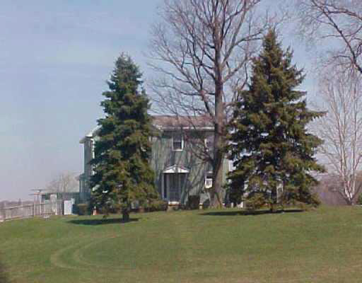 7202 Leesburg Road Fort Wayne, IN 46818 - Photo 1 of 4