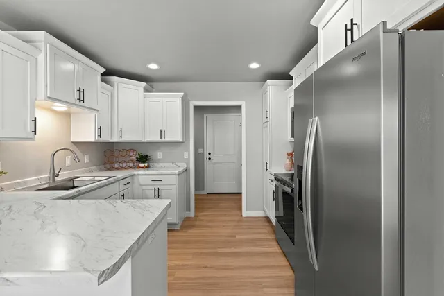 $369,900 | 553 Horton Terrace, Hortonville, WI 54944