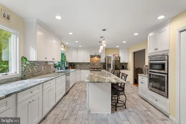 $800,000 | 12586 Lake Coventry Drive, Bealeton, VA 22712