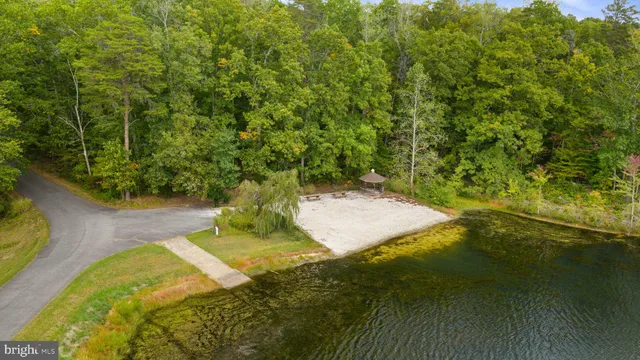 $800,000 | 12586 Lake Coventry Drive, Bealeton, VA 22712