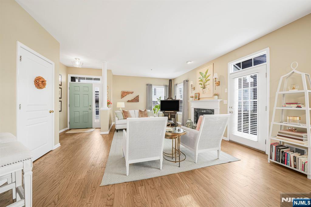 175 George Russell Way Clifton, NJ 07013 - Photo 5 of 20