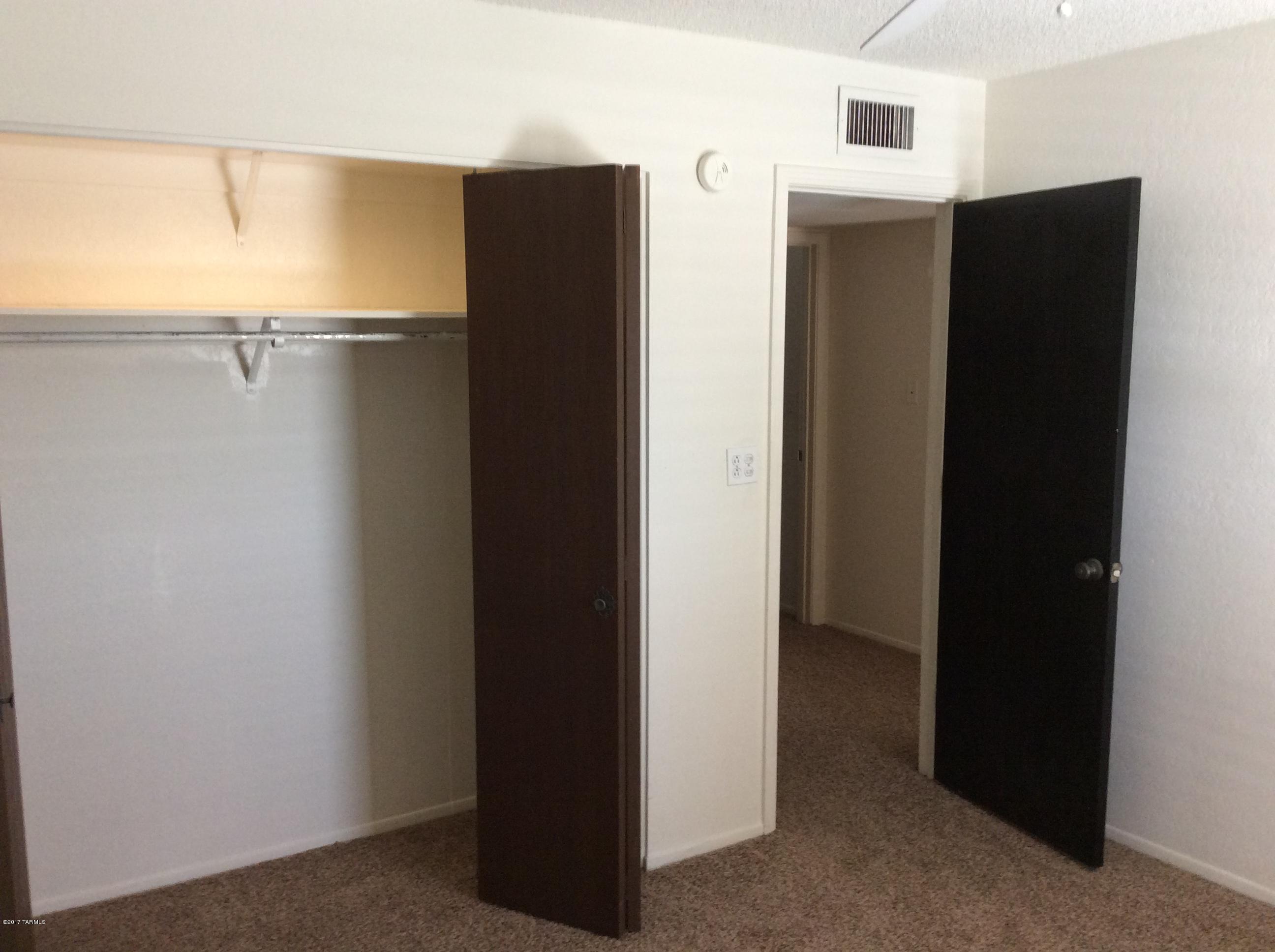 1525 East Prince Road Tucson, AZ 85719 - Photo 31 of 43